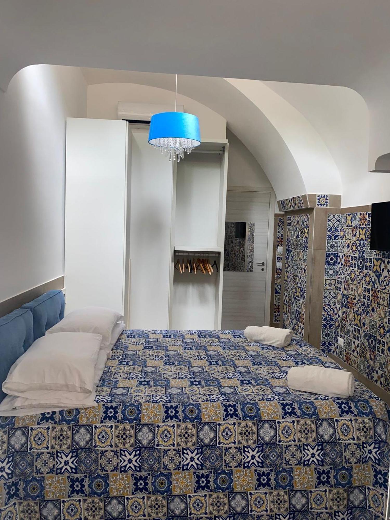 San Nicola Suite & Mini Apartment Соренто Екстериор снимка